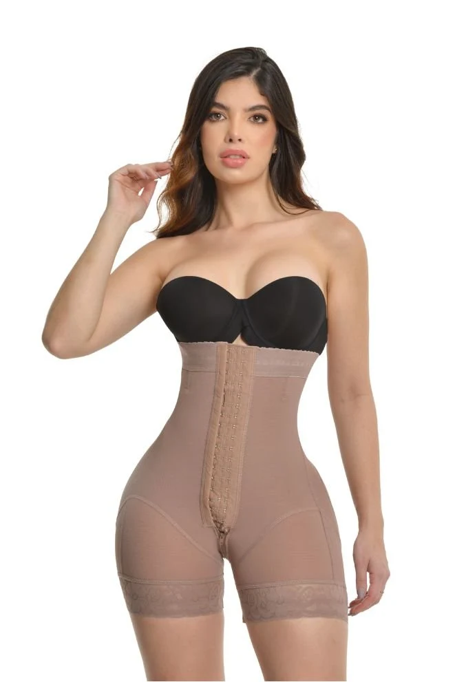 Short Push Up Talle Súper Alto con 3 Filas de Broches Realce Bootylicious | Bella Michell FP1575