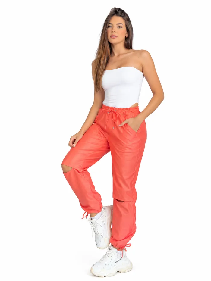Legging Brandfit Efecto Cuero BQ93J Corte Rodilla Coral Jogger