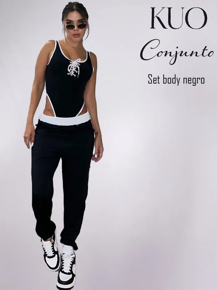 Conjunto KUO Set Body Negro